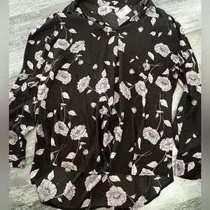 Sheer Maurices Top XL NWT